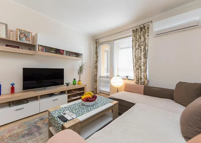 Apartment Lovely 1 Bedroom In *