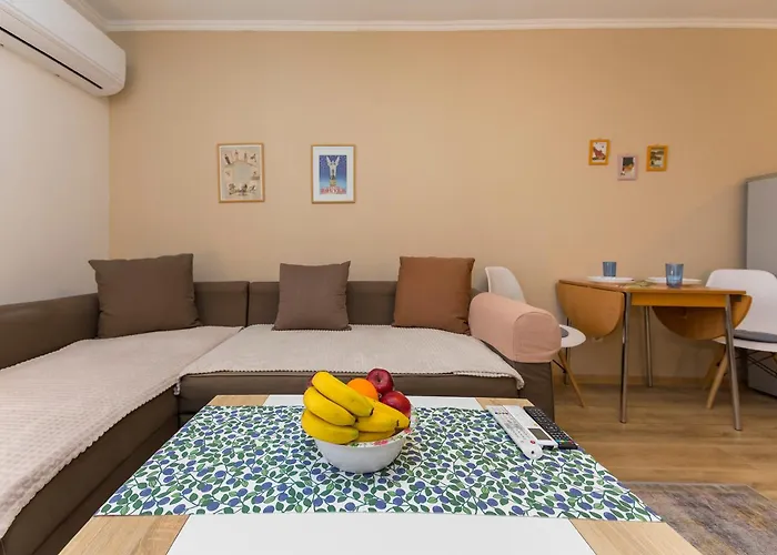 Apartment Lovely 1 Bedroom In Sofia
