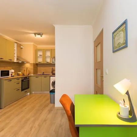 Lovely 1 Bedroom In Appartement