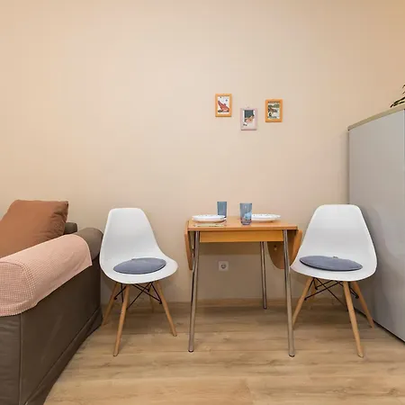 Lovely 1 Bedroom In Appartement