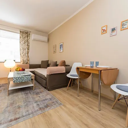 Lovely 1 Bedroom In *