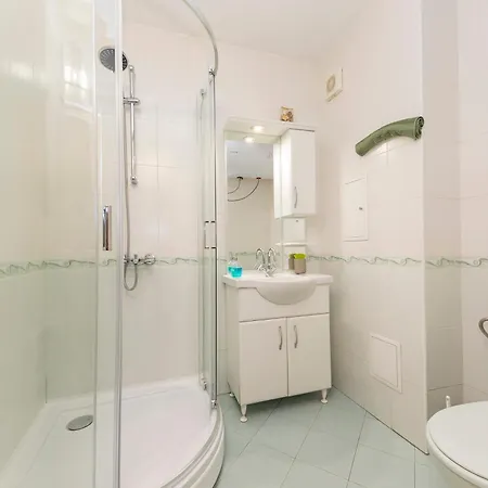 Lovely 1 Bedroom In *