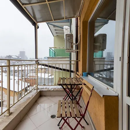 Апартаменты Lovely 1 Bedroom In София