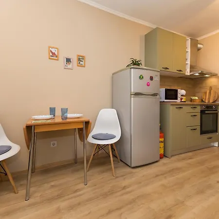 Lovely 1 Bedroom In Апартаменты *